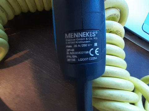 Cablu de încărcare portabil hybrid MERCEDES BENZ ,original, Mennekes,cod A0005832198