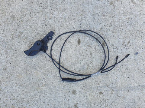 Cablu deschidere capota fata BMW, seria 3, E90, 2011