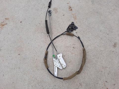 Cabluri incuietoare stanga spate Mazda 5, 2006