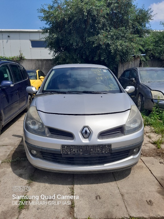 Cadru motor Renault Clio 3 2008 coupe 1.2 benzina 