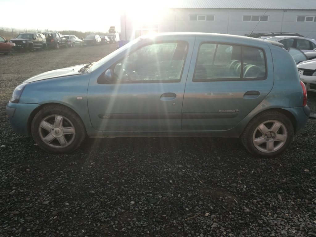 Cadru motor Renault Clio II 2003 HATCHBA