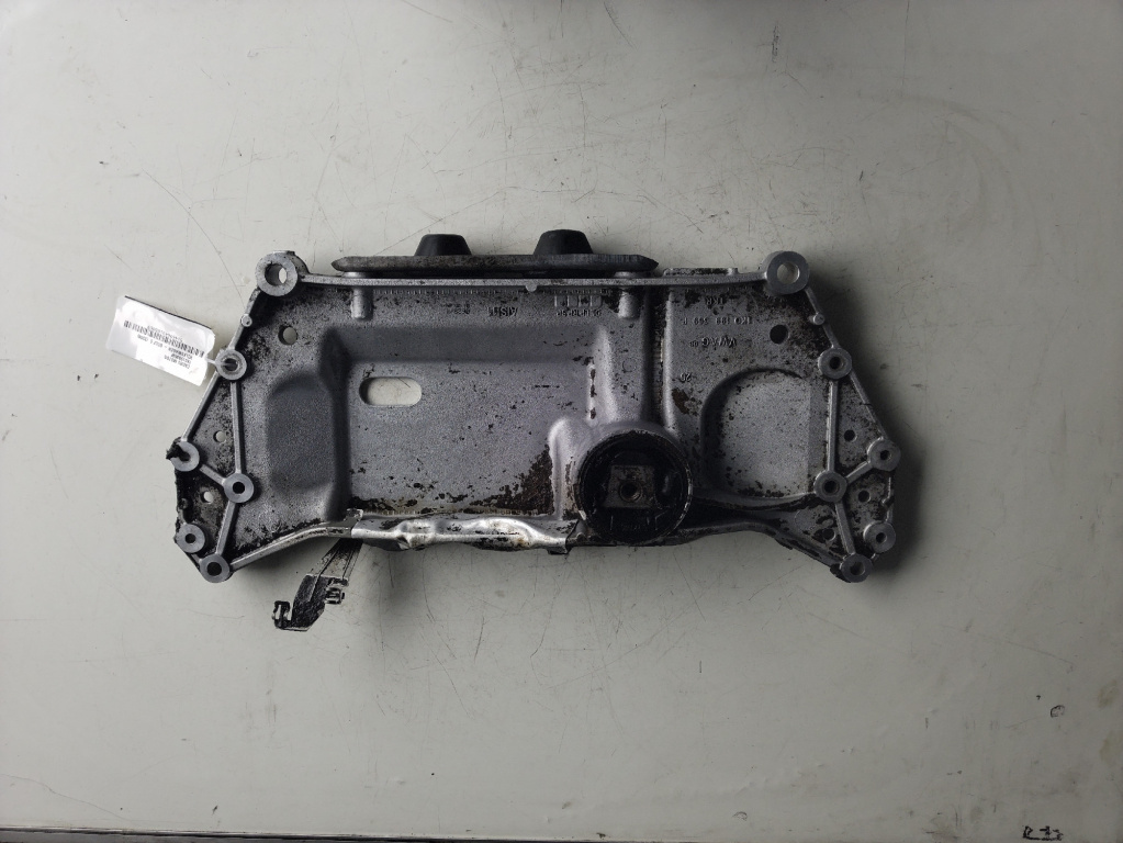 Cadru motor Volkswagen Golf 5 (1k1) an [2004-2009] BKD , 103 kW / 140 CP 1968 cmc / 2.0 tdi DIESEL cod piesa 1k0199369f
