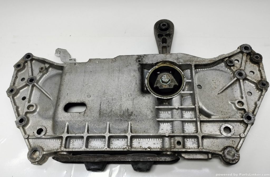 Cadru motor Volkswagen Golf 6 (5K) Hatchback 2010 1.4 16V OEM 1K0199369F