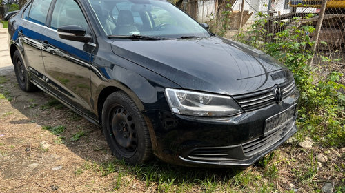 Cadru motor Volkswagen Jetta 2015 sedan 