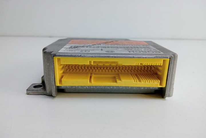 Calculator airbag 0285001880 Mercedes-Benz CLS-Cla