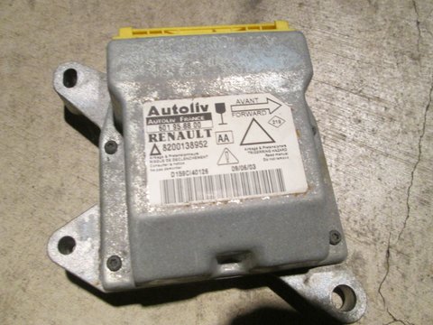 Calculator airbag 8200138952 / 601958800 Renault Laguna II break 1.9 dci 2001 2002 2003 2004