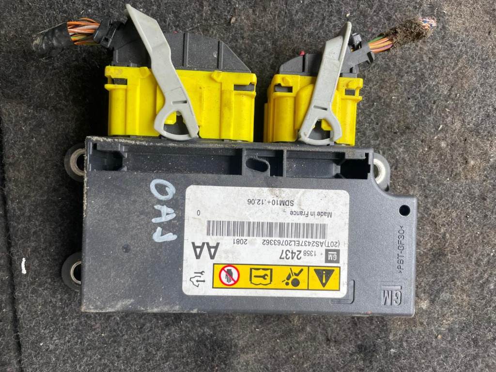 Calculator airbag Opel Astra J 2012 1.7 diesel E5 