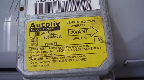 Calculator airbag Peugeot 206 an 2001 co