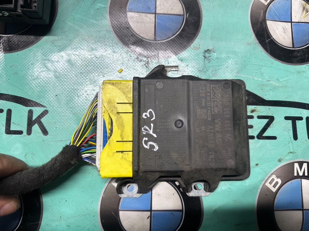 Calculator airbag Skoda Octavia 3 (5E3) 2013-2019 