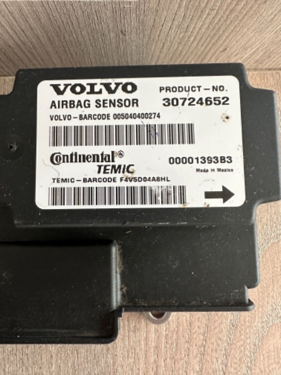 Calculator airbag Volvo cod 30724652 / 00001393B3