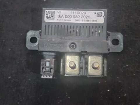 Calculator borna baterie mercedes c207 A0009822023 w204