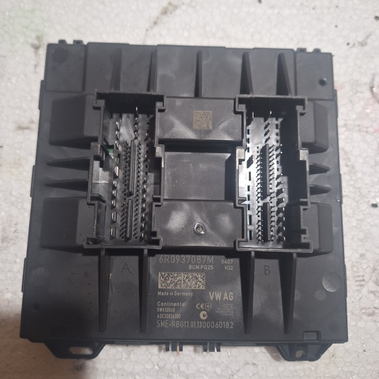 Calculator confort cod 6R0937087M Skoda Rapid 1.6 tdi