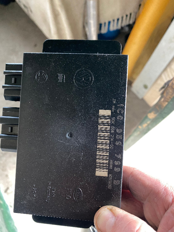 Calculator confort Passat B5.5 cod 1C0959799B