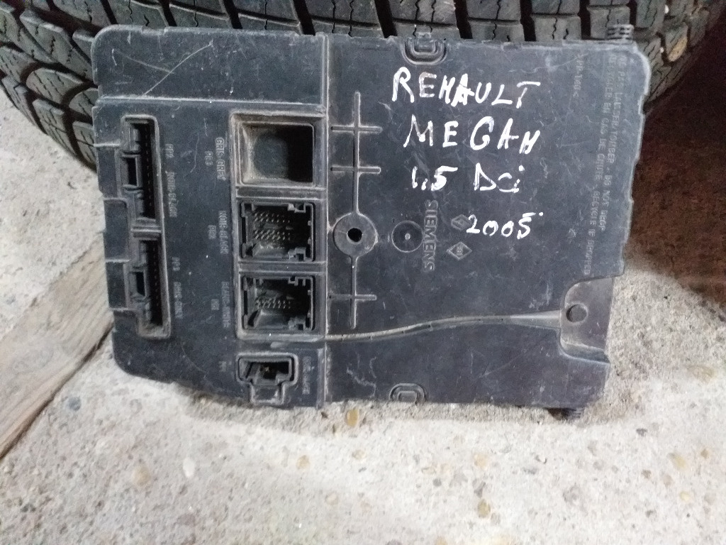 Calculator confort renault megane scenic 2 , COD : 8200305574