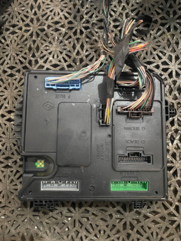 Calculator confort Renault Megane / Scenic 3 cod 2