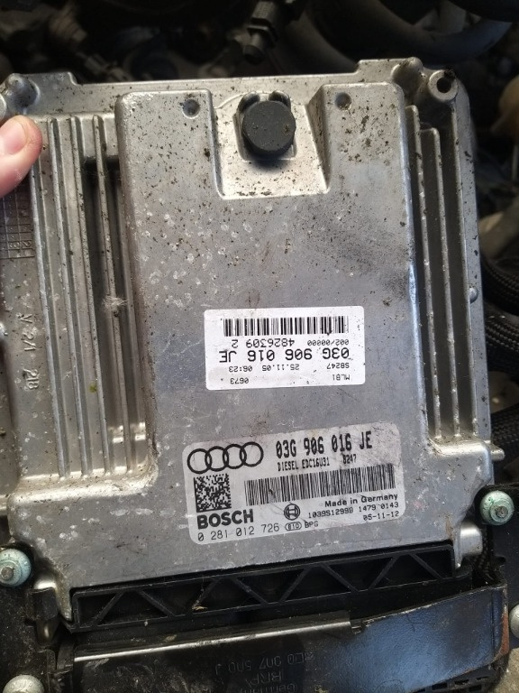 Calculator ECU cod: 03G906016JE pentru Audi A4 B7 2.0 TDI an 2005-2008