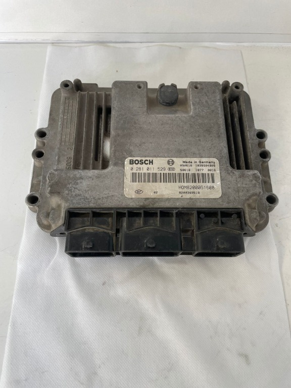 CALCULATOR ECU HOM8200051608 Bosch Nissan Primastar motorizare1.9 2007