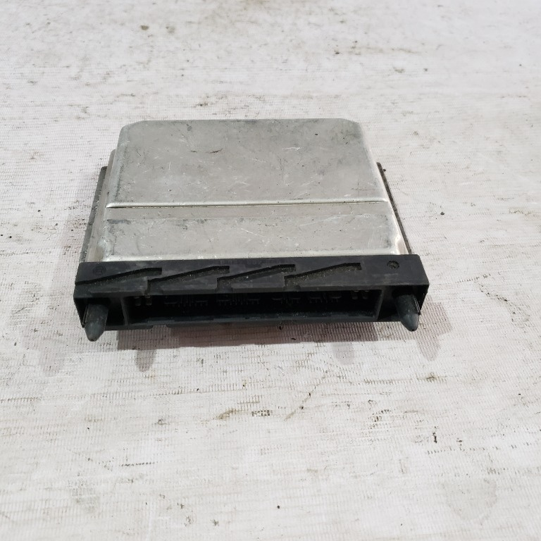 Calculator ECU motor 2.4D Volvo s60 s80 v70 30637733, Bosch cod 0281011078