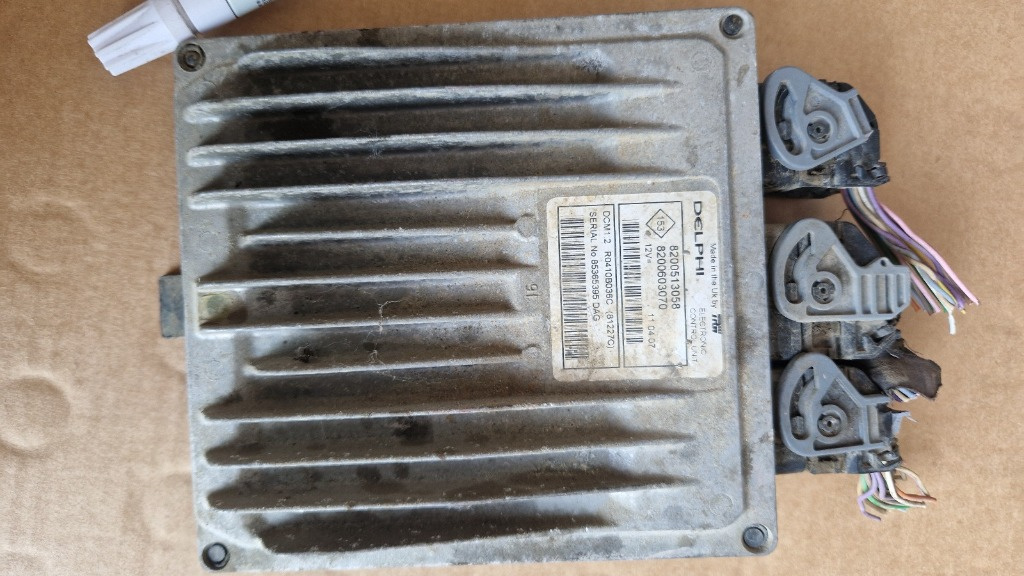 Calculator ECU motor Dacia Logan Renault Megane 1.5 dci diesel E4 Euro 4 8200513058 8200603070 TRW Delphi