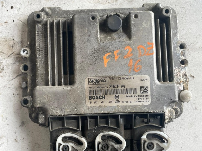 Calculator ECU motor Ford Focus 2 1.6 tdci diesel 