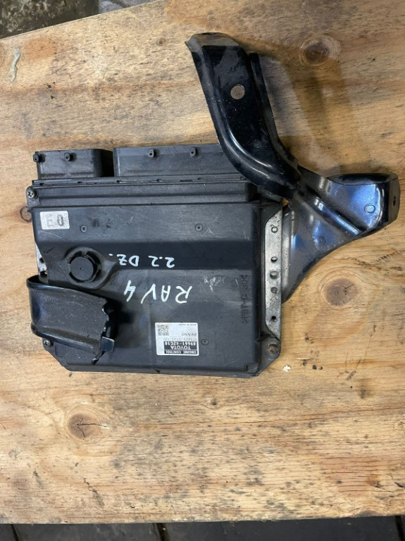 Calculator ECu motor Toyota Rav 4 2.2 diesel 89661