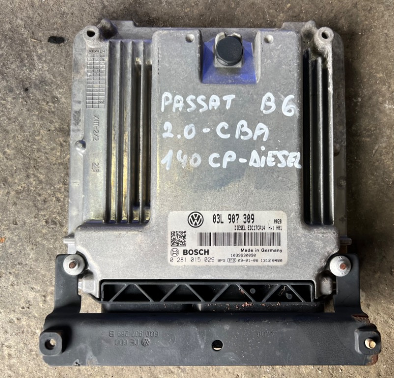 Calculator ECU Motor Vw Passat B6 2.0 Di
