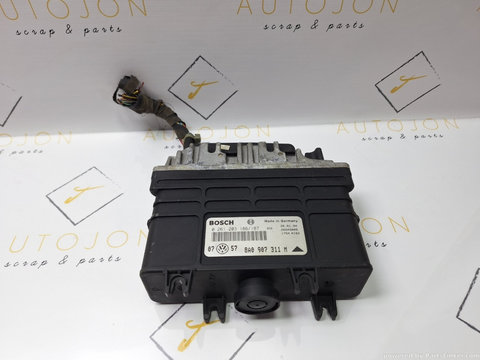 Calculator ECU VOLKSWAGEN GOLF III (1H1) [ 1991 - 1998 ] 1.8 (AAM) 55KW|75HP BOSCH 0261203186/187 OEM 8A0907311M