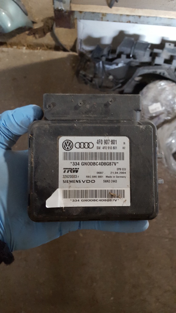 Calculator frana de mana Audi A6 4F C6 an 2005 2011 4F0907801