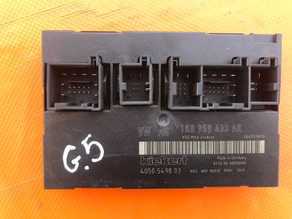 Calculator habitaclu Volkswagen Golf 5 2005 cod 1K0 959 433 AK