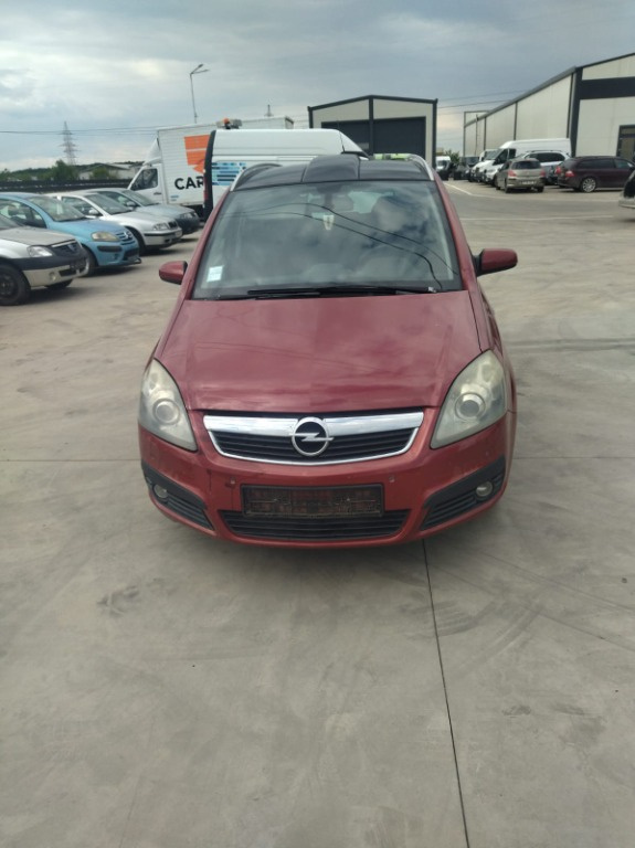 Calculator injectie Opel Zafira B 2006 MONOVOLUM 1