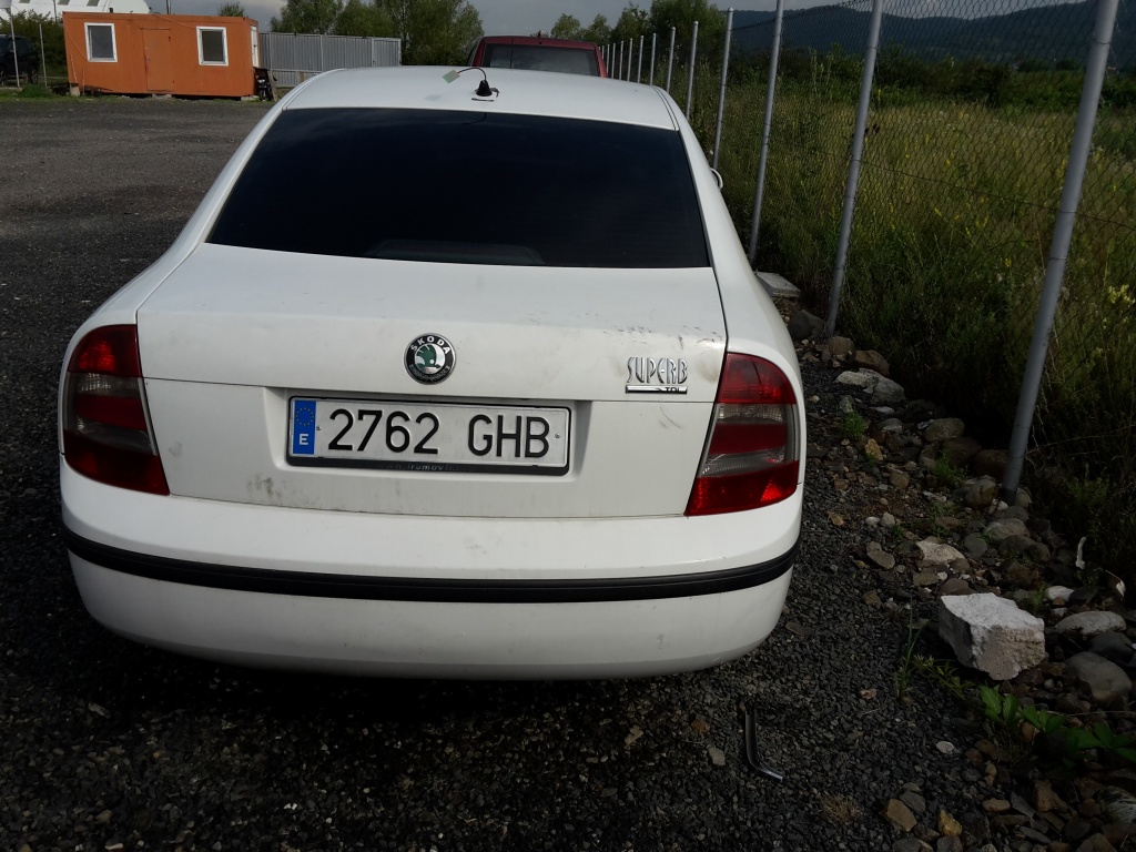 Calculator injectie Skoda Superb 2008 Be