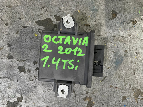 Calculator lumini Skoda Octavia 2 Facelift an 2012 cod 5M0907357C