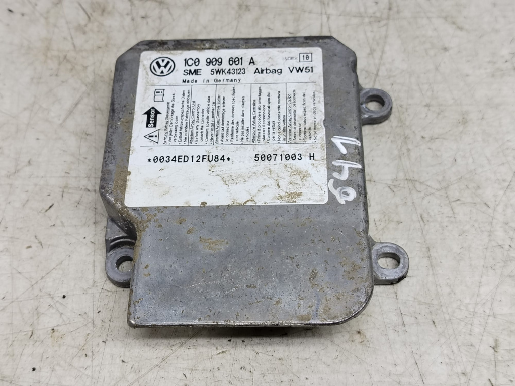 Calculator modul airbag 1c0909601a Volkswagen VW P