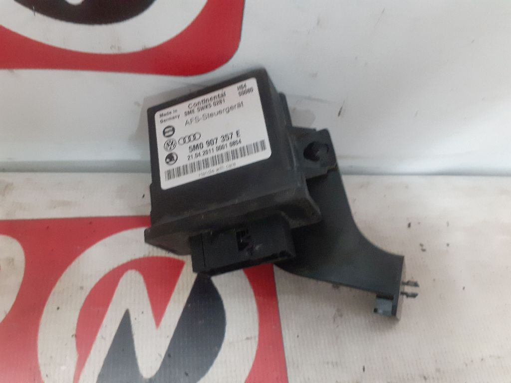 CALCULATOR (MODUL) CONTROL LUMINI VOLKSWAGEN TOURAN 2012 OEM:5M0907357A.