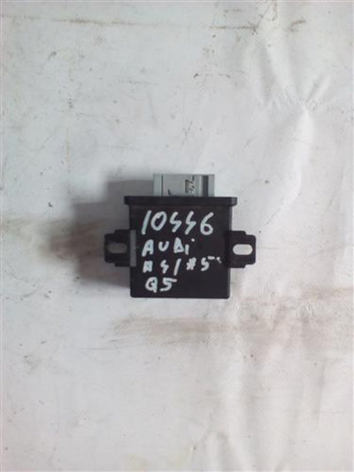 Calculator modul lumini xenon Audi Q5 cod 8K090735