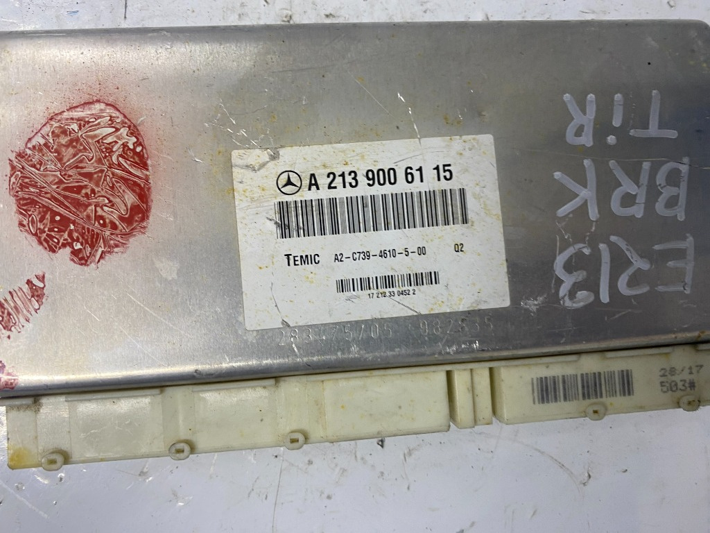 Calculator modul suspensie Mercedes E213