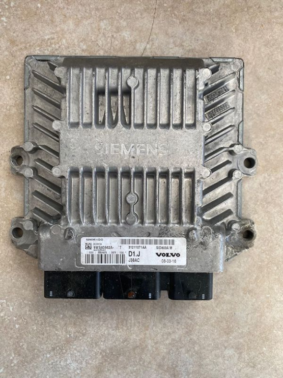 Calculator Motor 2.0 Diesel Volvo V50 312111071 AA