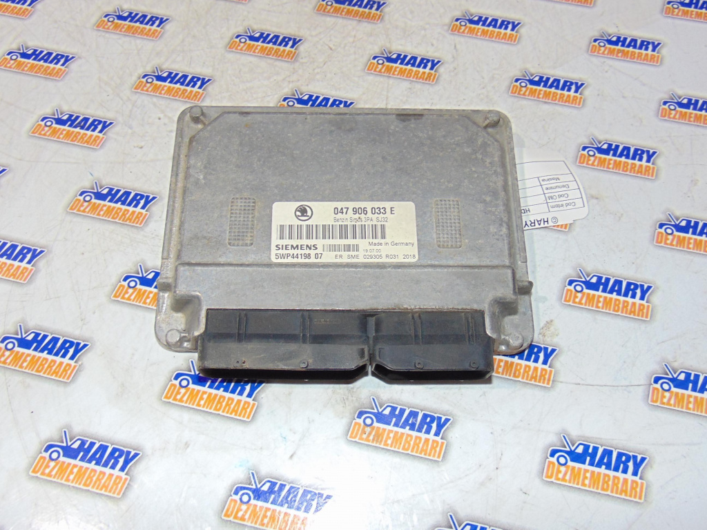 Calculator motor avand codul 047906033E pentru Skoda Fabia
