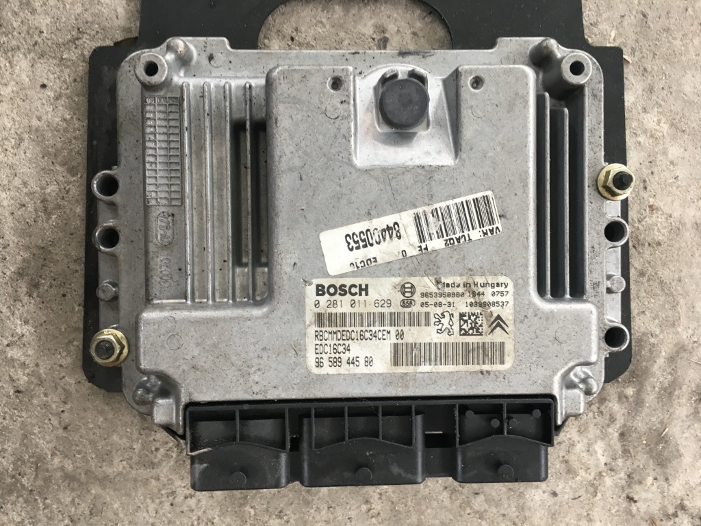 Calculator motor Citroen C4 0281011629 0 281 011 629 9658944580 96 589 445 80