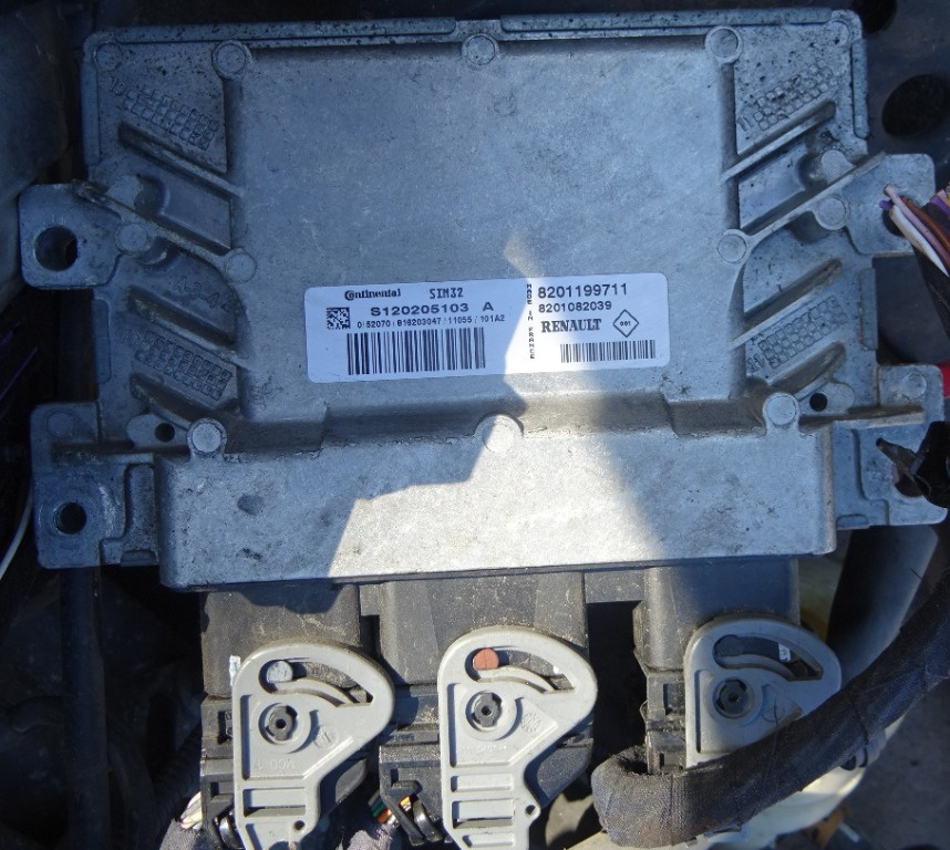 Calculator motor Dacia Logan 1.2 Benzina D4F F732 din 2012