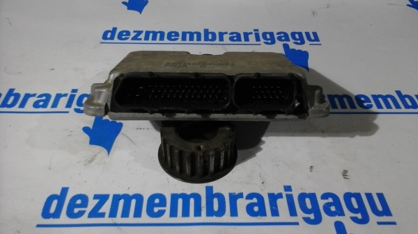 Calculator motor ecm ecu Skoda Octavia I