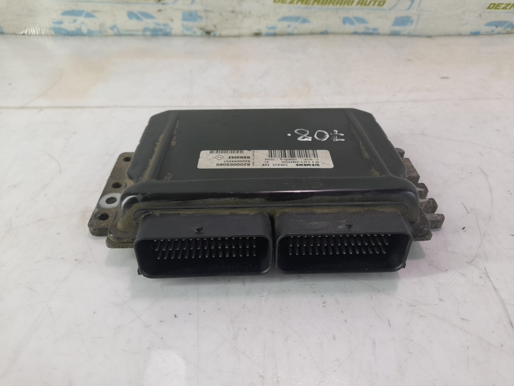 Calculator motor ecu 1.6 benzina K4M700 8200059086 Renault Megane [facelift] [1999 - 2003] 1.6 benzina K4M700