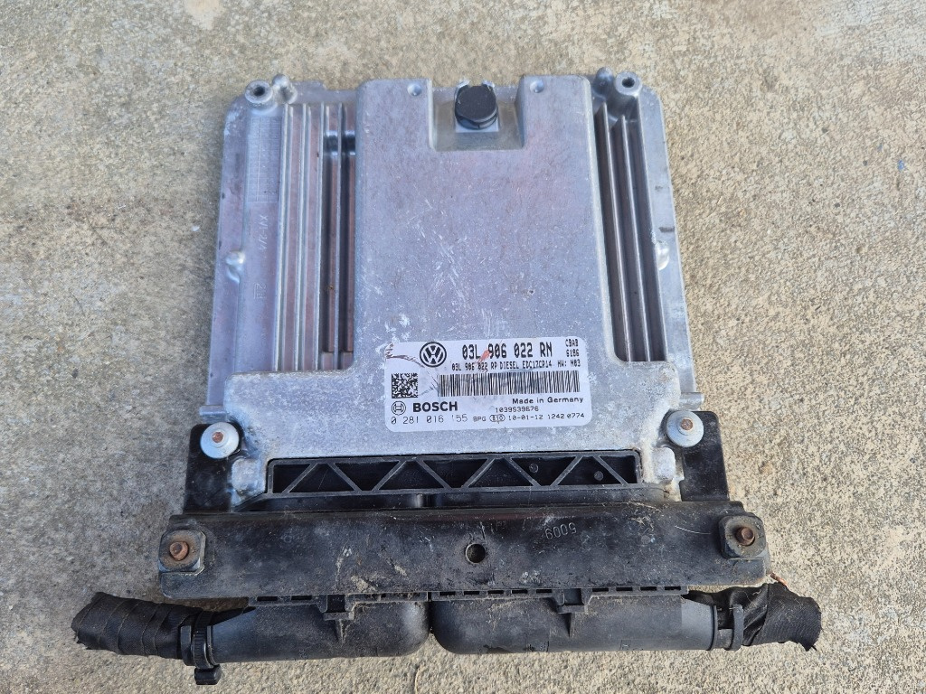 Calculator motor ECU 2.0 TDI / 140 CP CBAB VW TIGUAN 4x4 cod 03L906022RN