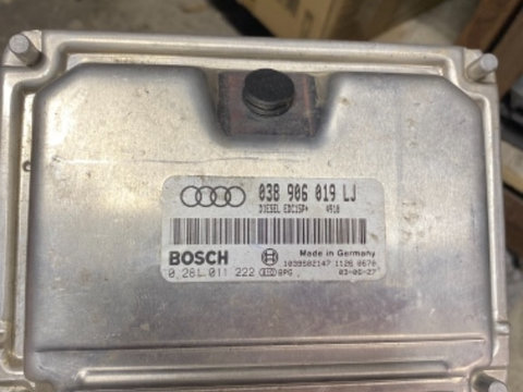 Calculator motor ECU Audi A4 b6 1.9 TDI 2002 038906019LJ 0281011222 BOSCH