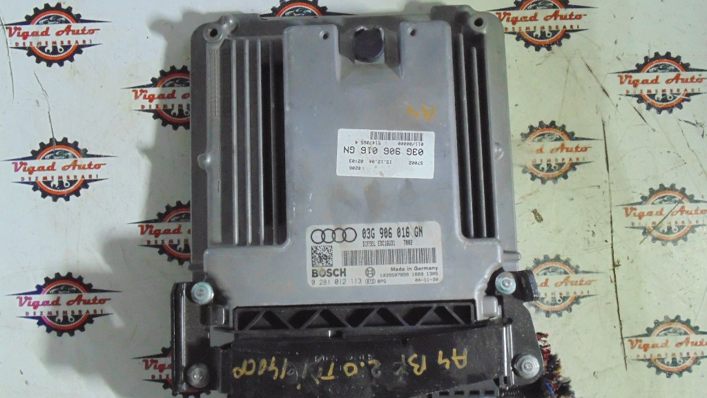 Calculator Motor ECU Audi A4 B7 BLB cod 03G906016GN, 0281012113