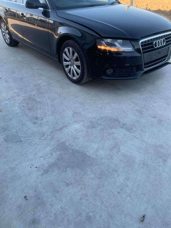 Calculator motor ECU Audi A4 B8 2011 Ber