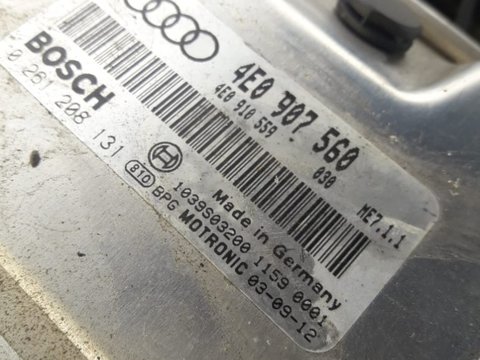 Calculator motor ecu Audi A8 3.0 benzina 220 hp cod motor 4E0907560 BOSCH 0261208131