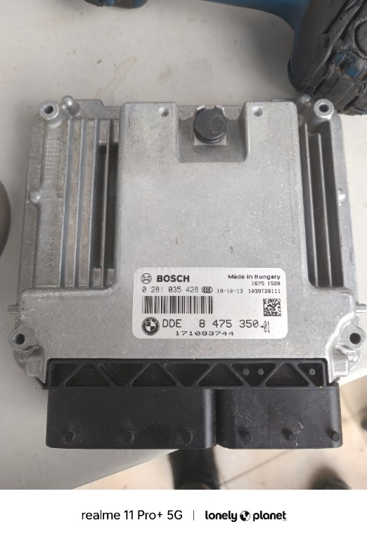 Calculator motor ecu BMW cod 0281035428 DDE 8475350