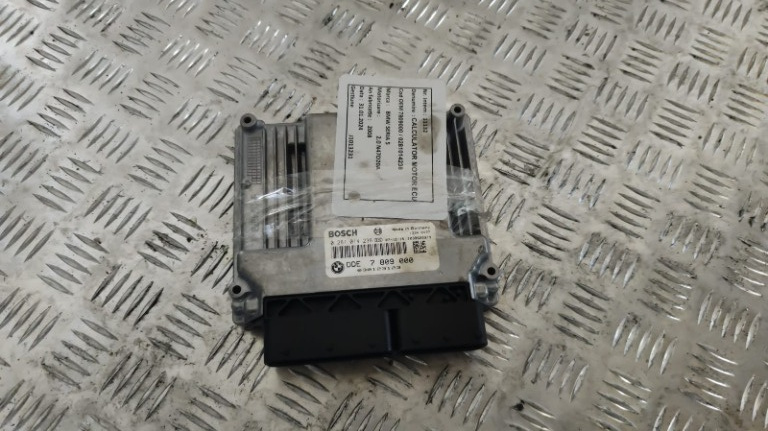 Calculator motor ECU BMW seria 5 E60 2.0 D cod mot