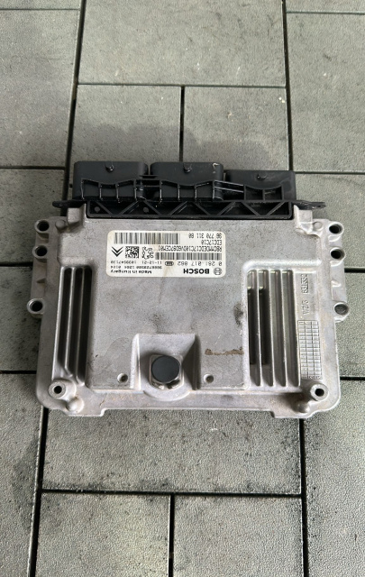 Calculator motor ECU Cod: 9677031180 / 0281017862 